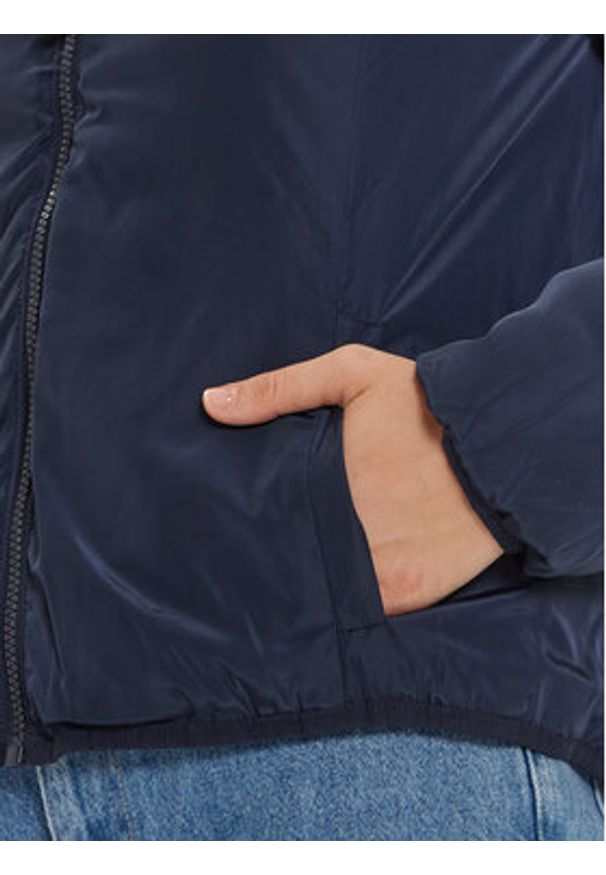 only - ONLY Kurtka zimowa Tahoe 15322040 Czerwony Regular Fit. Kolor: czerwony. Materiał: syntetyk. Sezon: zima