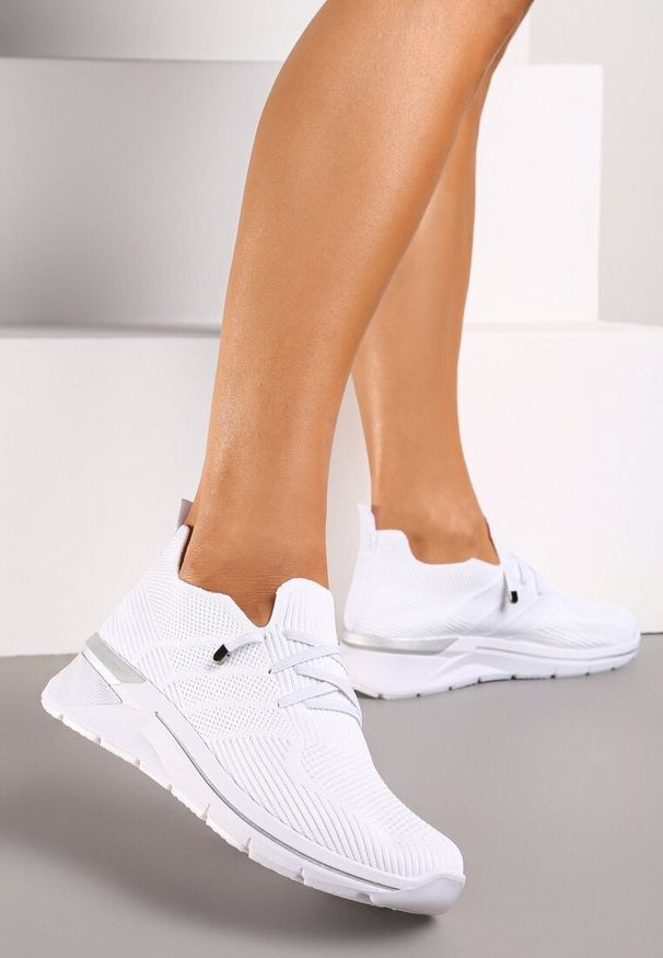Renee - Białe Buty Sportowe Hramagia. Kolor: biały