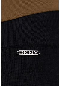 DKNY - Dkny Spódnica kolor czarny midi prosta. Okazja: na co dzień. Kolor: czarny. Materiał: dzianina. Wzór: gładki. Styl: casual