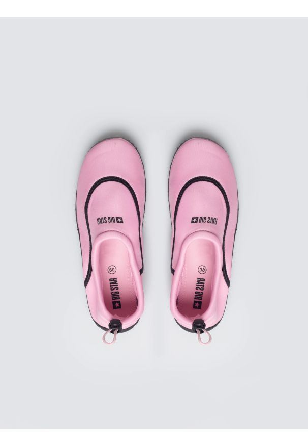 Big-Star - Buty damskie do wody różowe NN274A800 601. Okazja: na plażę. Nosek buta: okrągły. Kolor: różowy. Materiał: materiał, guma. Wzór: kolorowy. Styl: wakacyjny, sportowy