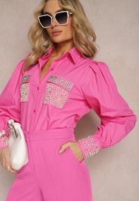 Renee - Fuksjowa Koszula z Biżuteryjnymi Cyrkoniami i Perełkami Quezia. Kolor: różowy. Wzór: aplikacja