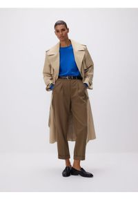 Reserved - Spodnie z paskiem - oliwkowy. Kolor: oliwkowy. Materiał: tkanina, wiskoza
