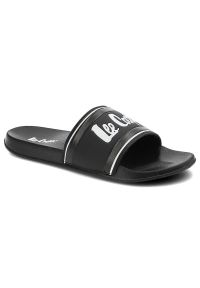 Czarne Klapki Lee Cooper Męskie Profilowane Buty Na Lato. Kolor: czarny. Sezon: lato. Styl: wakacyjny, klasyczny, elegancki