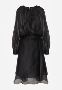 Born2be - Czarna Szyfonowa Sukienka Koktajlowa o Rozkloszowanym Kroju Thagune. Okazja: na randkę. Kolor: czarny. Materiał: szyfon. Styl: wizytowy #8