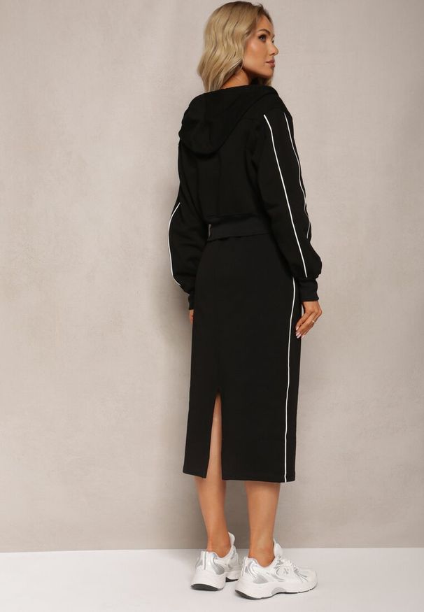 Renee - Czarny Komplet Dresowy Krótka Bluza z Kapturem i Spódnica Ołówkowa Agordia. Kolor: czarny. Materiał: dresówka