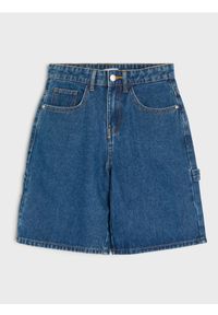 Sinsay - Szorty jeansowe z efektem sprania - granatowy. Kolor: niebieski. Materiał: jeans