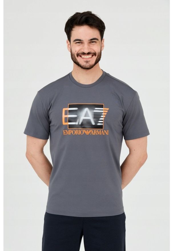 EA7 Emporio Armani - EA7 Męski szary t-shirt z holograficznym logo, Rozmiar XL. Kolor: szary