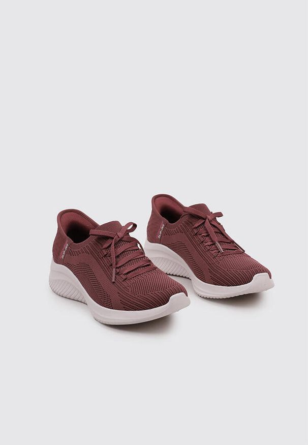 skechers - Buty sportowe Sneakersy damskie, Skechers Slip-Ins Ultra Flex 3.0 - Brilliant. Zapięcie: sznurówki. Kolor: czerwony, wielokolorowy, brązowy. Materiał: materiał, syntetyk, tkanina. Szerokość cholewki: normalna. Sport: turystyka piesza