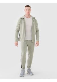 4f - 4F Longsleeve treningowy szybkoschnący męski - beżowy L. Kolor: beżowy. Materiał: dzianina, włókno, syntetyk, materiał, elastan. Długość rękawa: długi rękaw. Długość: długie. Wzór: gładki, ze splotem, jednolity. Sport: fitness