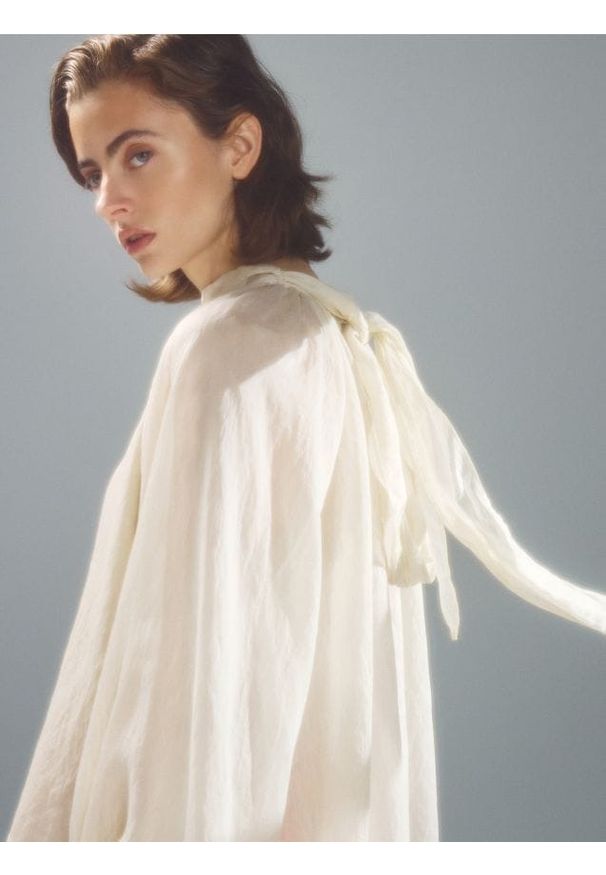 Reserved - Bluzka z lyocellem - złamana biel. Materiał: len