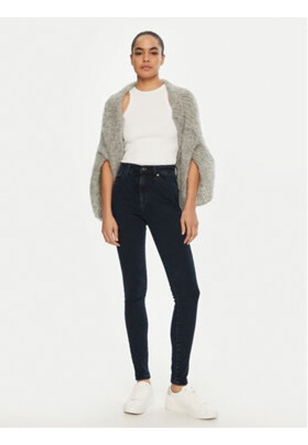Tommy Jeans Jeansy Sylvia DW0DW20217 Granatowy Skinny Fit. Kolor: niebieski