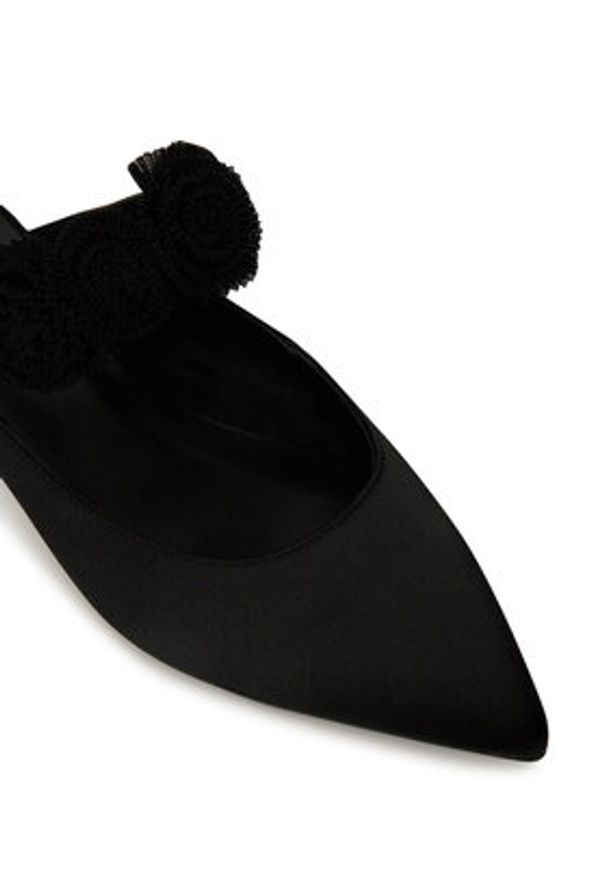 Karl Lagerfeld - KARL LAGERFELD Klapki Kerrie KL40154 Czarny. Kolor: czarny. Materiał: materiał