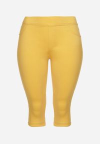 Born2be - Żółte Spodnie z Bawełny o Kroju Capri Dolonisa. Okazja: na co dzień. Kolor: żółty. Materiał: bawełna. Styl: młodzieżowy, elegancki, casual