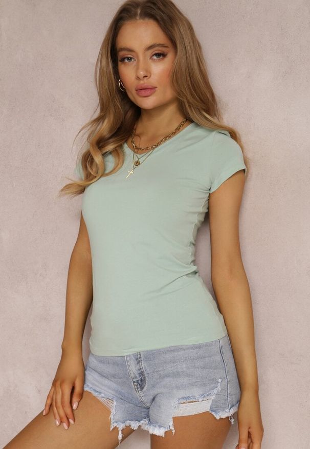 Renee - Miętowy T-shirt Mirasura. Kolor: miętowy. Materiał: dzianina. Długość rękawa: krótki rękaw. Długość: krótkie. Wzór: gładki