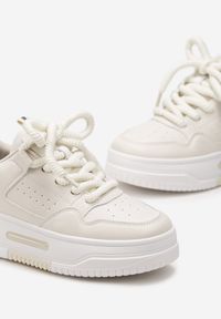 Renee - Biało-Beżowe Sneakersy na Platformie Wiązane na Szerokie Sznurowadła Viletra. Kolor: biały. Szerokość cholewki: normalna. Obcas: na platformie #4