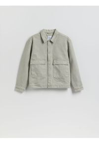 Reserved - Jeansowa kurtka z efektem sprania - zielony. Kolor: zielony. Materiał: jeans #1