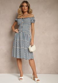 Renee - Niebieska Bawełniana Sukienka z Bufiastymi Rękawami i Guzikami Ronimera. Okazja: na co dzień. Kolor: niebieski. Materiał: bawełna. Styl: casual #4