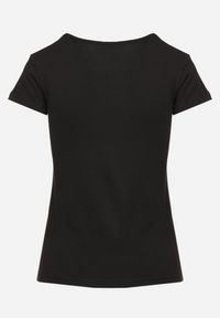 Born2be - Czarny Klasyczny Bawełniany T-shirt Zeiola. Okazja: na co dzień. Kolor: czarny. Materiał: bawełna. Styl: klasyczny #7