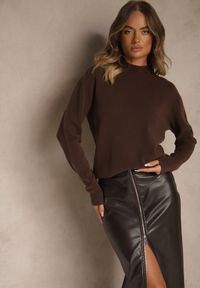 Renee - Brązowy Gładki Sweter z Półgolfem z Dzianiny z Wełną i Wiskozą Zaiara. Okazja: na co dzień. Kolor: brązowy. Materiał: wełna, wiskoza, dzianina. Długość rękawa: długi rękaw. Długość: długie. Wzór: gładki. Styl: klasyczny, casual