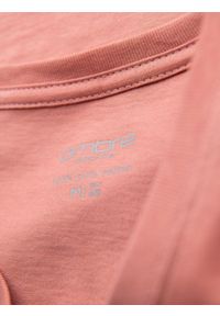 Ombre Clothing - Klasyczna męska bawełniana koszulka z dekoltem w serek BASIC – różowa V7. Typ kołnierza: dekolt w serek. Kolor: różowy. Materiał: bawełna. Styl: klasyczny #5