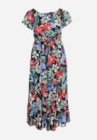 Born2be - Czarno-Zielona Sukienka z Wiskozy w Kwiaty Rozkloszowana Wiązana w Talii Quilbia. Okazja: na spacer, na plażę. Typ kołnierza: dekolt hiszpanka. Kolor: czarny. Materiał: wiskoza. Długość rękawa: krótki rękaw. Wzór: kwiaty. Sezon: lato #5