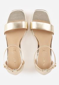 Renee - Złote Sandały VICES na Słupkowym Obcasie ze Skórzaną Wkładką Azimera. Okazja: na co dzień, na imprezę. Kolor: złoty. Materiał: skóra. Sezon: lato. Obcas: na obcasie. Styl: casual. Wysokość obcasa: średni #3