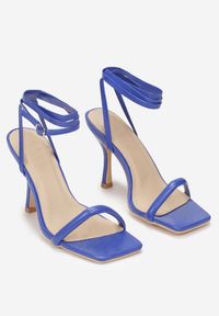 Renee - Niebieskie Wiązane Sandały z Kwadratowym Noskiem na Szpilce Zyam. Kolor: niebieski. Obcas: na szpilce. Styl: elegancki #4