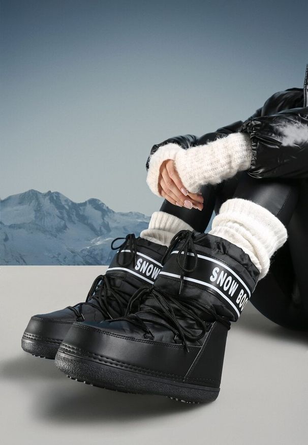 Born2be - Czarne Śniegowce za Kostkę z Ozdobnym Wiązaniem Zesdi. Wysokość cholewki: za kostkę. Kolor: czarny. Sezon: zima