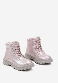 Born2be - Jasnofioletowe Botki Lekko Ocieplane z Metalicznym Połyskiem Meridon. Okazja: na uczelnię, na co dzień. Kolor: fioletowy. Materiał: jeans. Styl: młodzieżowy, casual, elegancki