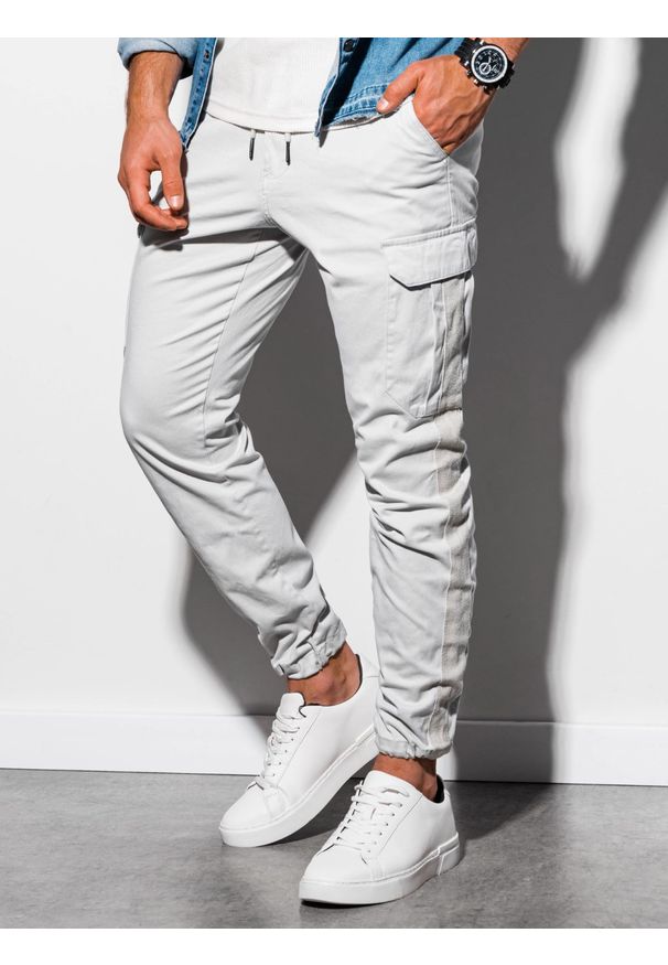 Szare spodnie Ombre Clothing z aplikacjami