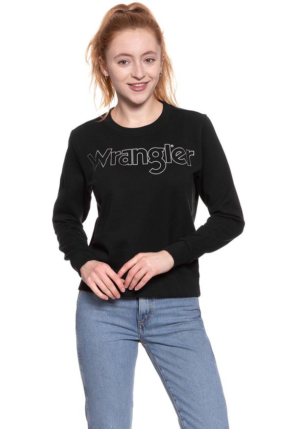 Wrangler - BLUZA WRANGLER DAMSKA CREW SWEAT BLACK W6079HY01. Okazja: na co dzień, na spacer. Typ kołnierza: bez kaptura. Kolor: czarny. Materiał: dresówka, guma, dzianina, bawełna, prążkowany. Długość: długie. Wzór: napisy, nadruk. Sezon: lato. Styl: sportowy, casual, klasyczny