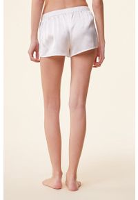 Etam szorty piżamowe damskie kolor biały satynowa. Kolor: biały. Materiał: satyna #4