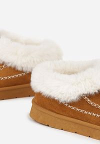 Renee - Brązowe Śniegowce na Platformie Ozdobione Haftem i Futerkiem Linedis. Okazja: na co dzień. Kolor: brązowy. Materiał: futro. Wzór: haft, aplikacja. Obcas: na platformie. Styl: casual, elegancki #4