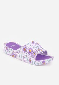 Born2be - Fioletowe Klapki Basenowe w Kwiatowy Wzór z Perforacją Pertumal. Okazja: na co dzień, na spacer. Kolor: fioletowy. Materiał: dzianina, jeans, dresówka. Wzór: kwiaty. Sezon: lato. Styl: wakacyjny, casual, elegancki #7