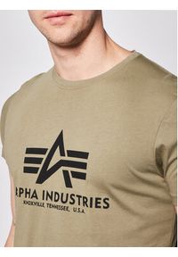 Alpha Industries T-Shirt Basic 100501 Zielony Regular Fit. Kolor: czarny. Materiał: bawełna