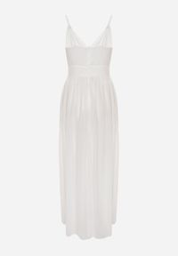 Renee - Biała Rozkloszowana Sukienka Maxi z Gumką w Pasie i Majtkami Medane. Kolor: biały. Długość rękawa: na ramiączkach. Długość: maxi #3