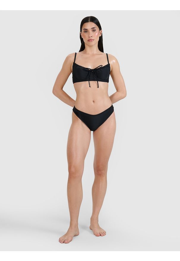4f - 4F Dół od bikini damski - czarny S. Kolor: czarny. Materiał: materiał, syntetyk, elastan