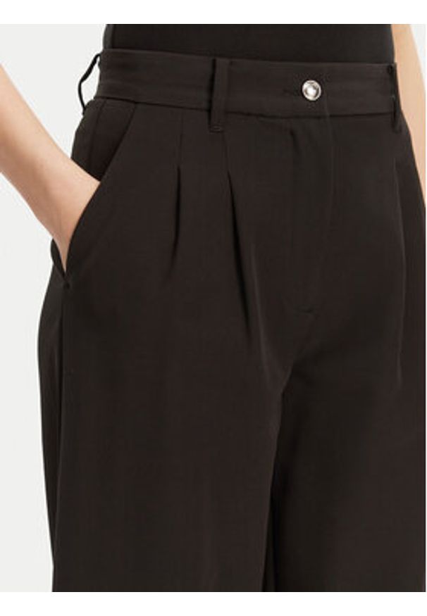Guess Spodnie palazzo W5GB02 WH9Y2 Czarny Wide Leg. Kolor: czarny. Materiał: syntetyk