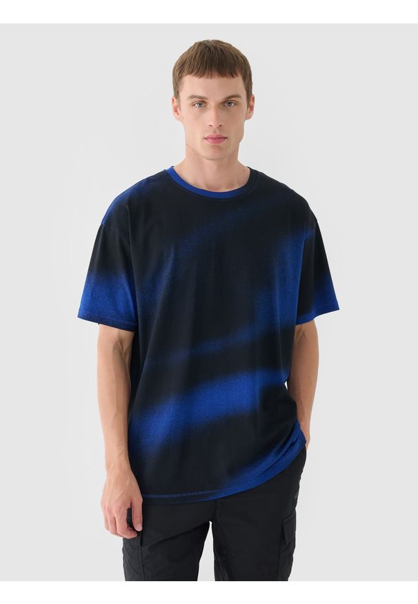 4f - 4F T-shirt oversize z nadrukiem męski - niebieski XL. Okazja: na co dzień. Kolor: niebieski. Materiał: dzianina, bawełna, jersey. Wzór: nadruk. Styl: klasyczny, sportowy, casual