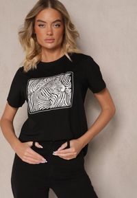 Renee - Czarny Bawełniany T-shirt Oversize z Nadrukiem Imitującym Zebrę Nalornis. Okazja: na co dzień. Kolor: czarny. Materiał: bawełna. Wzór: motyw zwierzęcy, nadruk. Styl: casual, elegancki #3