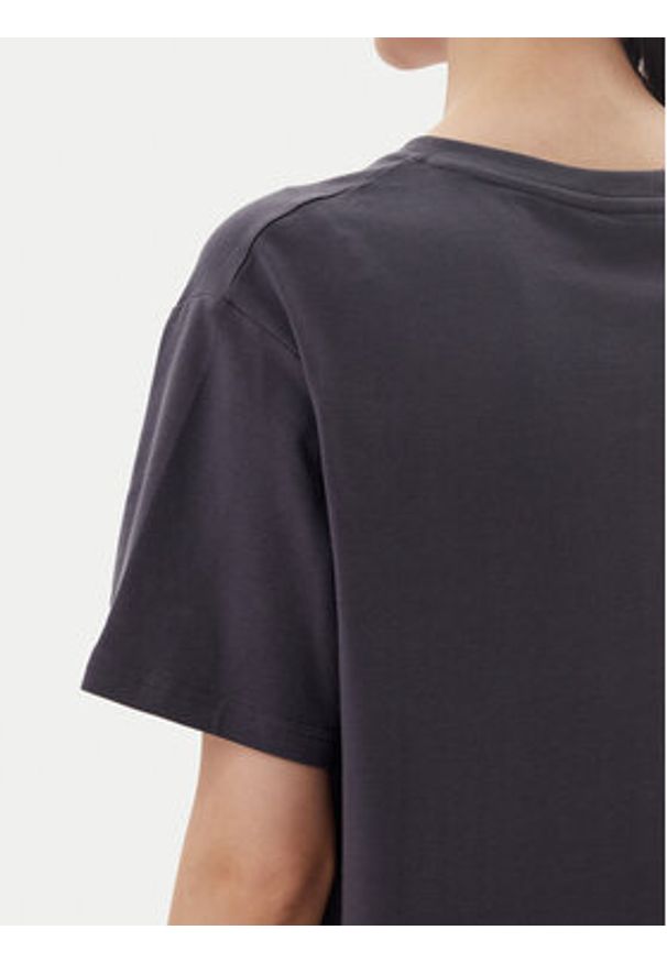 EA7 Emporio Armani T-Shirt 7W000029 AF10373 U8115 Szary Loose Fit. Kolor: szary. Materiał: bawełna