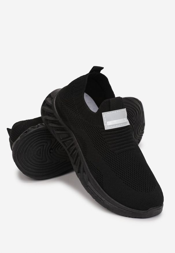 Born2be - Czarne Buty Sportowe Brisiara. Zapięcie: bez zapięcia. Kolor: czarny. Materiał: materiał. Szerokość cholewki: normalna. Wzór: aplikacja, jednolity. Sezon: lato