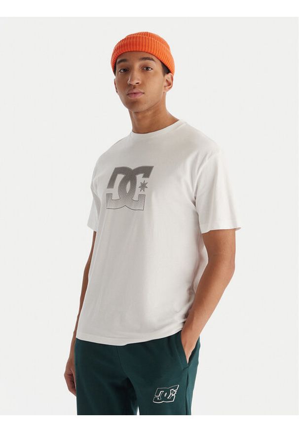 DC Shoes T-Shirt EDYZT04346 WBB0 Biały Regular Fit. Kolor: biały. Materiał: bawełna