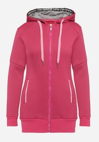Born2be - Różowa Bluza z Kapturem o Dłuższym Fasonie Lindira. Typ kołnierza: kaptur. Kolor: różowy. Materiał: dzianina. Długość: długie