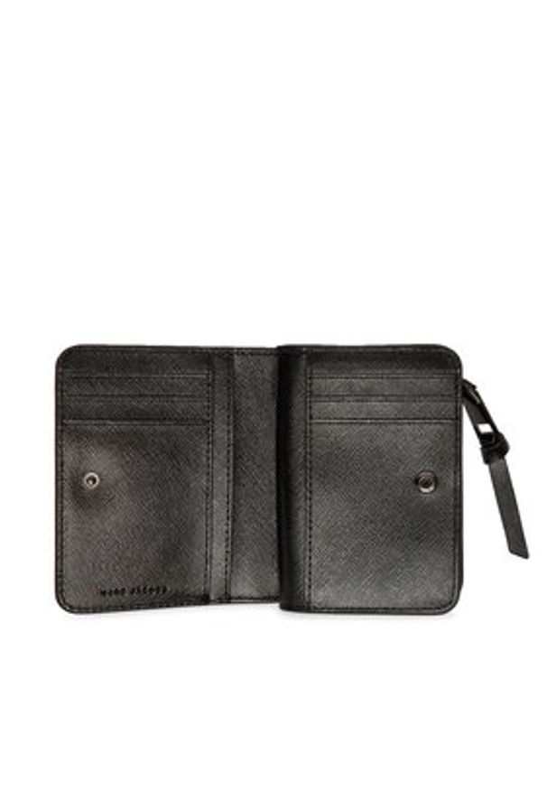 MARC JACOBS - Marc Jacobs Portfel The Utiity Snapshot Dtm Mini 2F3SMP051S07 Czarny. Kolor: czarny. Materiał: skóra