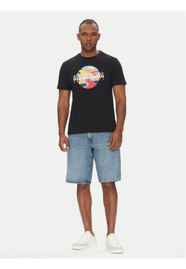 Napapijri T-Shirt S-Valdor NP0A4IE6 Czarny Regular Fit. Kolor: czarny. Materiał: bawełna