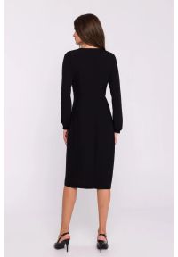 Stylove - Elegancka sukienka z dekoltem V i zakładkami czarna. Typ kołnierza: typu klepsydra. Kolor: czarny. Materiał: tkanina, elastan, materiał. Typ sukienki: kopertowe, asymetryczne. Styl: elegancki #3