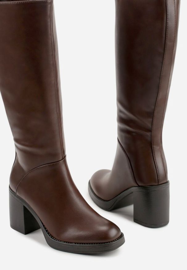 Renee - Brązowe Kozaki na Słupku przed Kolano Cindria. Okazja: na co dzień. Wysokość cholewki: przed kolano. Kolor: brązowy. Materiał: jeans. Obcas: na słupku. Styl: casual