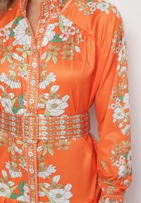 Born2be - Pomarańczowa Sukienka Koszulowa w Kwiatowy Wzór z Bufiastymi Rękawami i Paskiem Aladira. Okazja: na co dzień. Kolor: pomarańczowy. Wzór: kwiaty. Typ sukienki: koszulowe. Styl: casual, elegancki #6