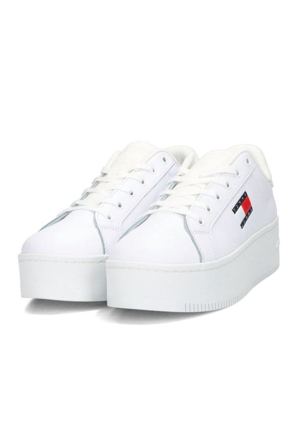 TOMMY HILFIGER - Buty Tommy Hilfiger Flatform Ess EN0EN02518YBS białe. Okazja: na co dzień. Kolor: biały. Materiał: guma, materiał. Szerokość cholewki: normalna